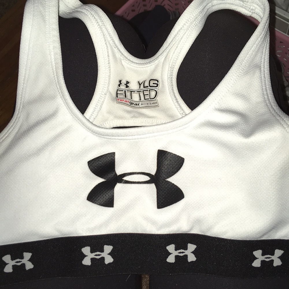 UNDER ARMOR SPORTS BRA